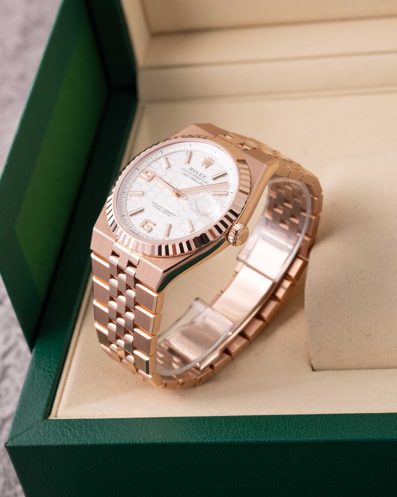 Rolex Land-Dweller 127335 thumbnail 4