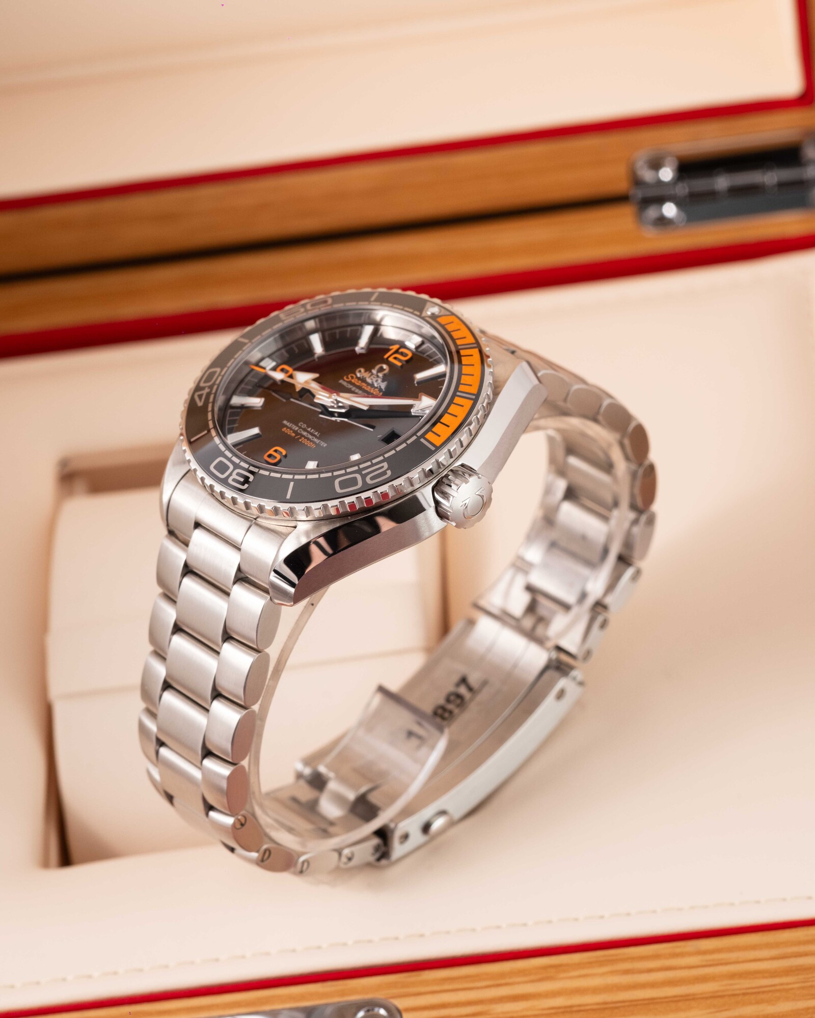 Omega Seamaster 215.30.44.21.01.002 2026 thumbnail 3