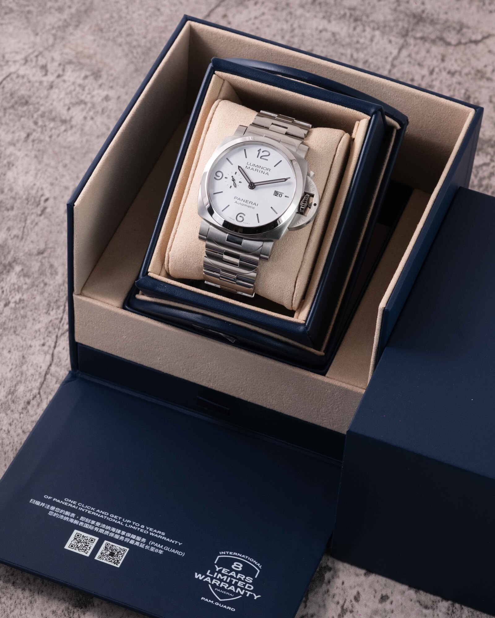 Panerai Luminor Marina 8 Days PAM01564 2024 thumbnail 2
