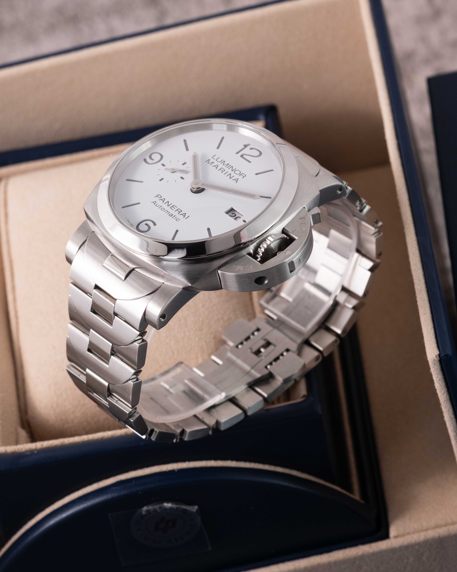 Panerai Luminor Marina 8 Days PAM01564 2024 thumbnail 3