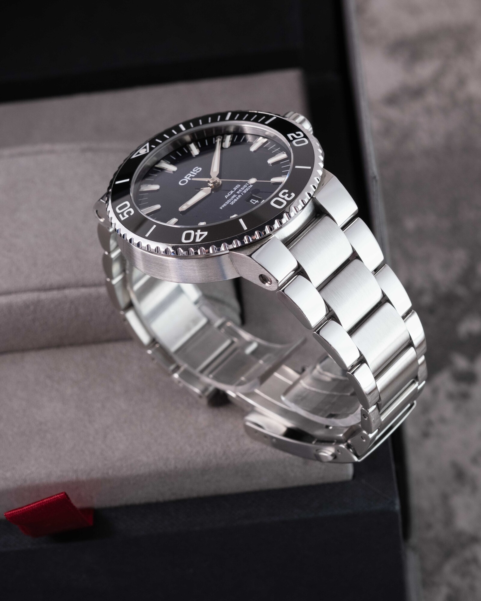 Oris Aquis Date 01 733 7730 4135-07 8 24 05PEB 2018 thumbnail 4