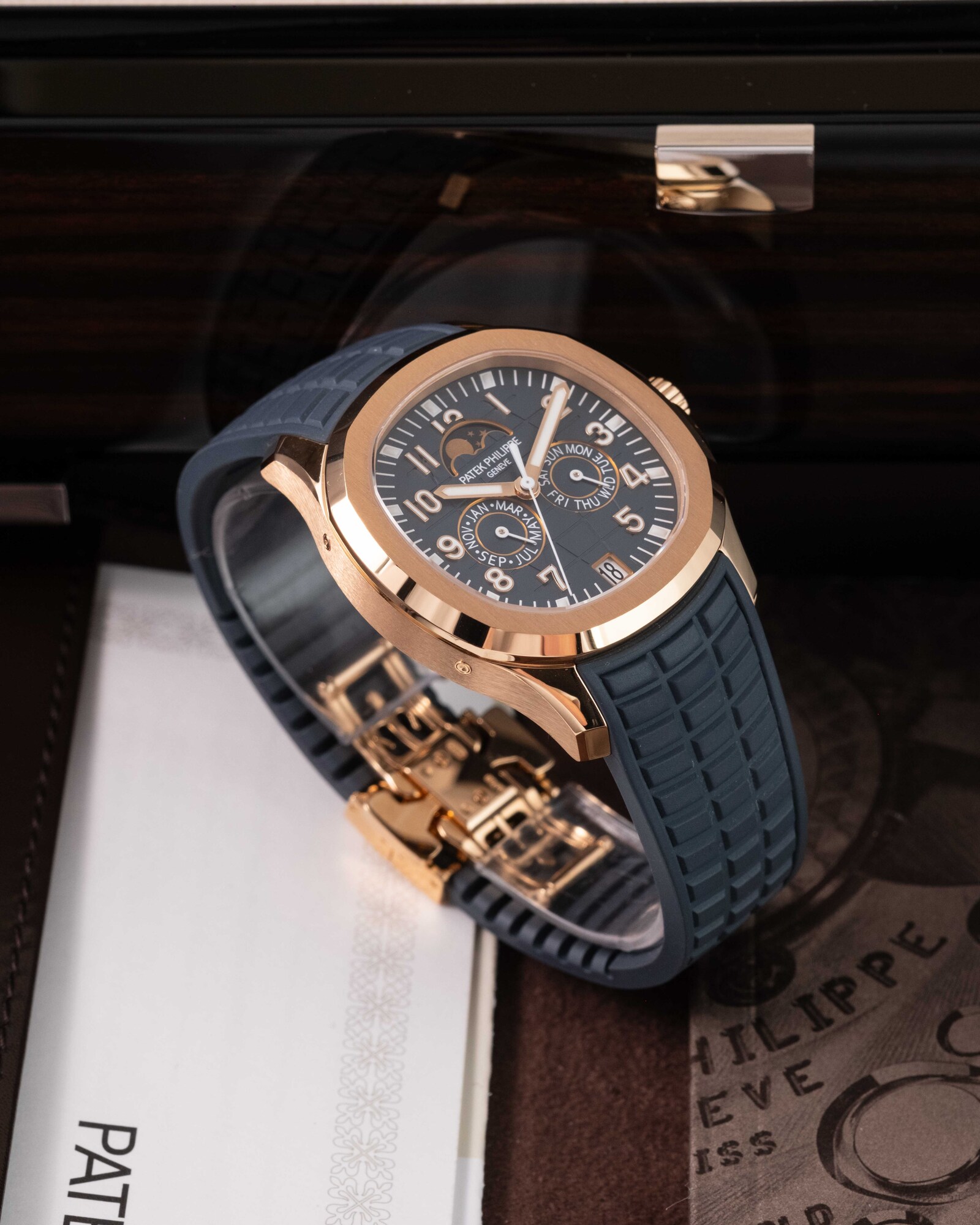 Patek Philippe Aquanaut 5261R-001 thumbnail 4