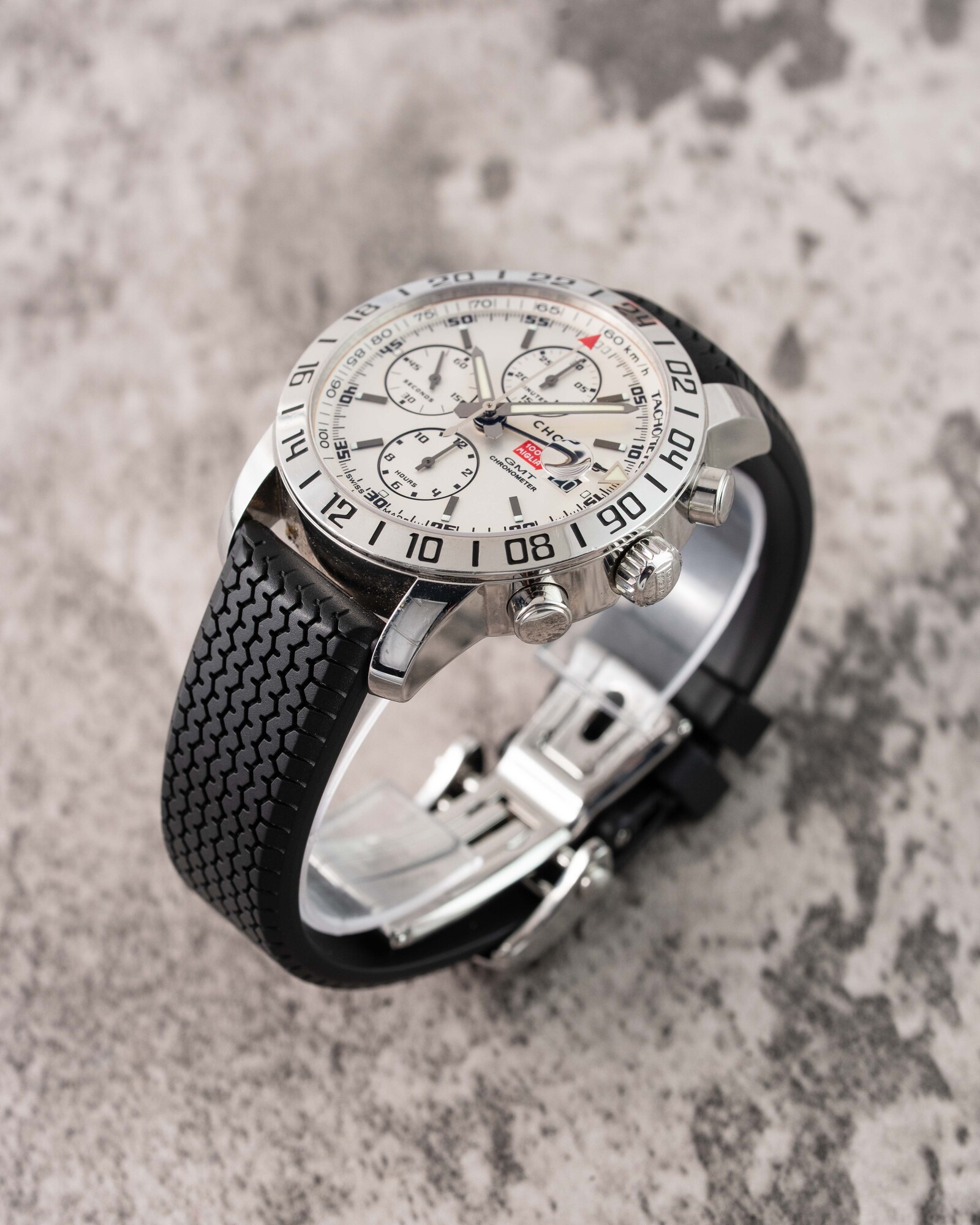 Chopard Mille Miglia GMT 8992 2010 thumbnail 3